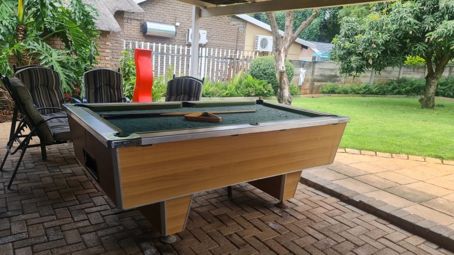 7 Bedroom Property for Sale in Cashan North West